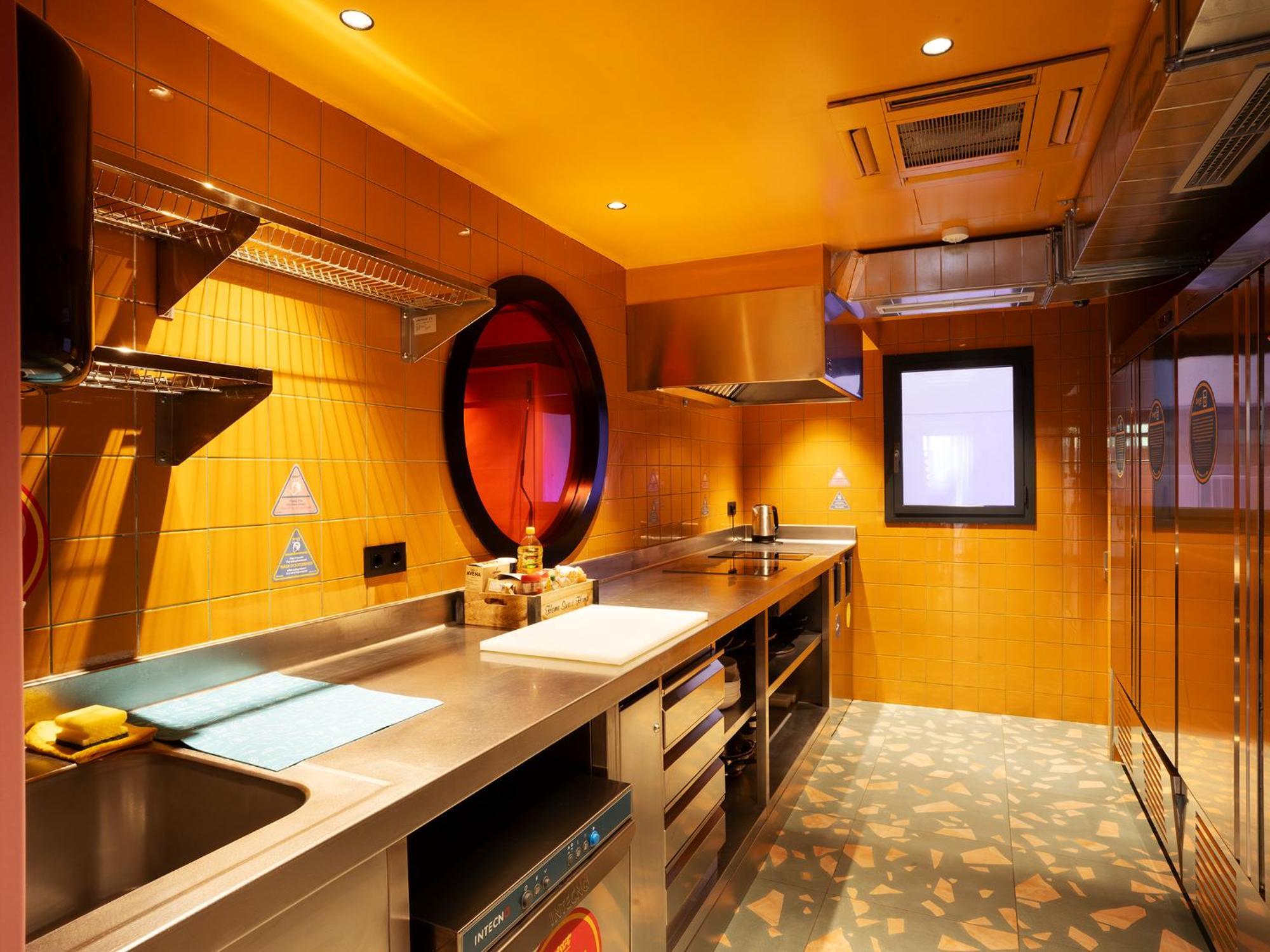 Amistat City Hostel Βαρκελώνη Εξωτερικό φωτογραφία