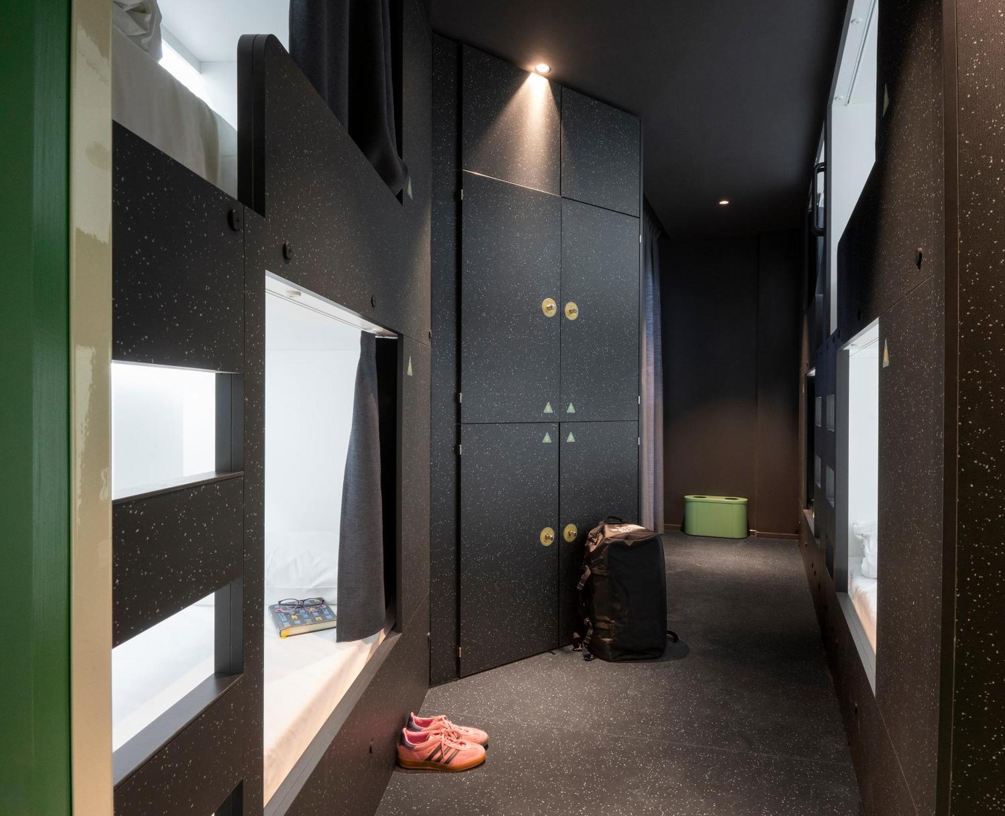 Amistat City Hostel Βαρκελώνη Εξωτερικό φωτογραφία