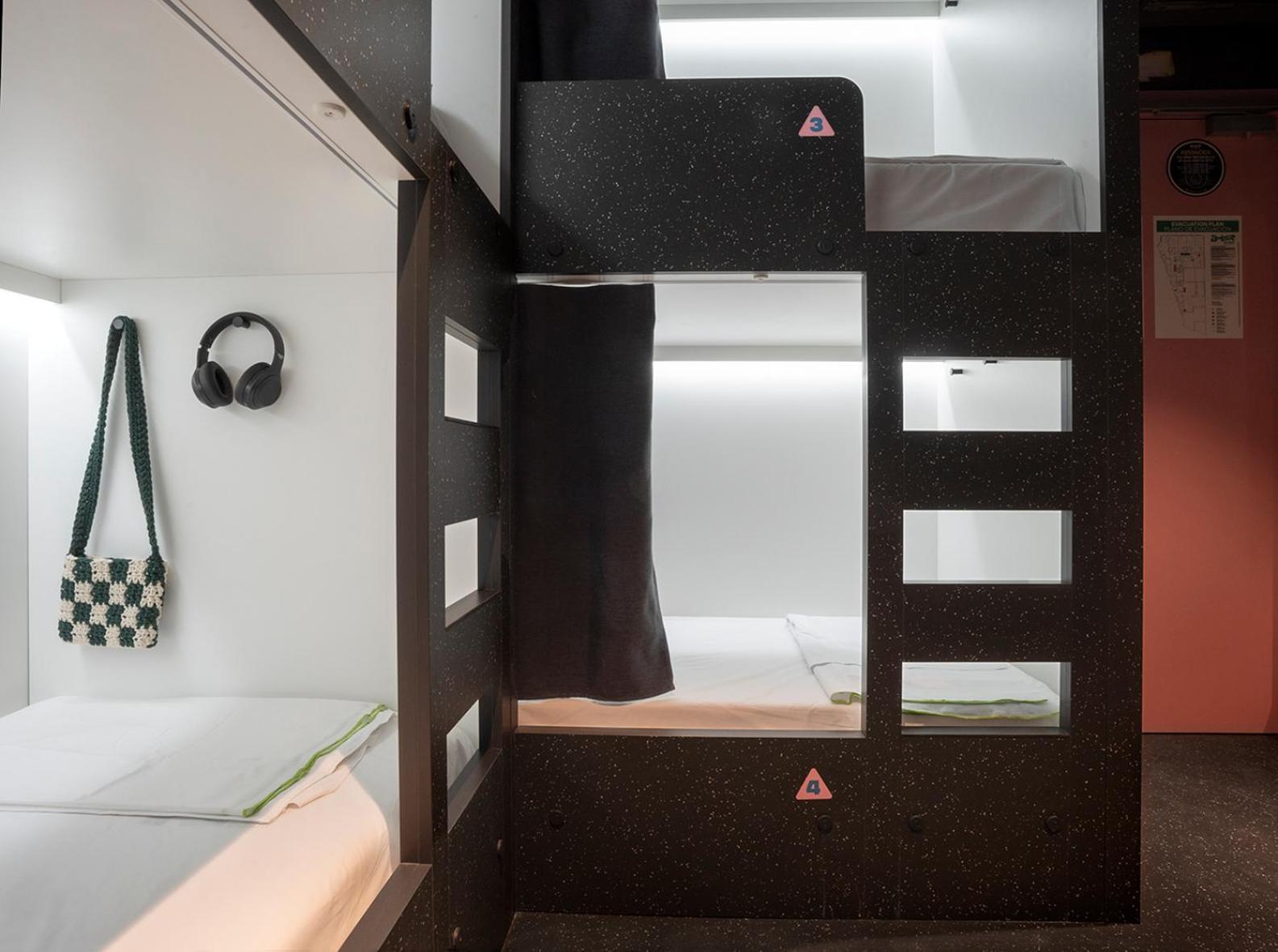 Amistat City Hostel Βαρκελώνη Εξωτερικό φωτογραφία